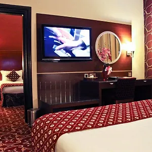 رامي روز فندق دبي